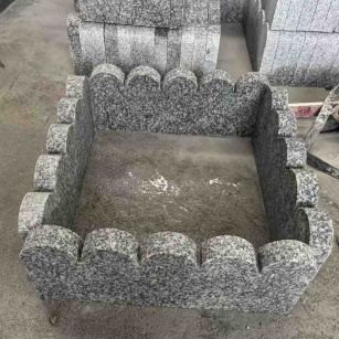 安康 花边石、花坛围栏石、花池界石、菜园栅栏石、镶边石、波浪状界石介绍