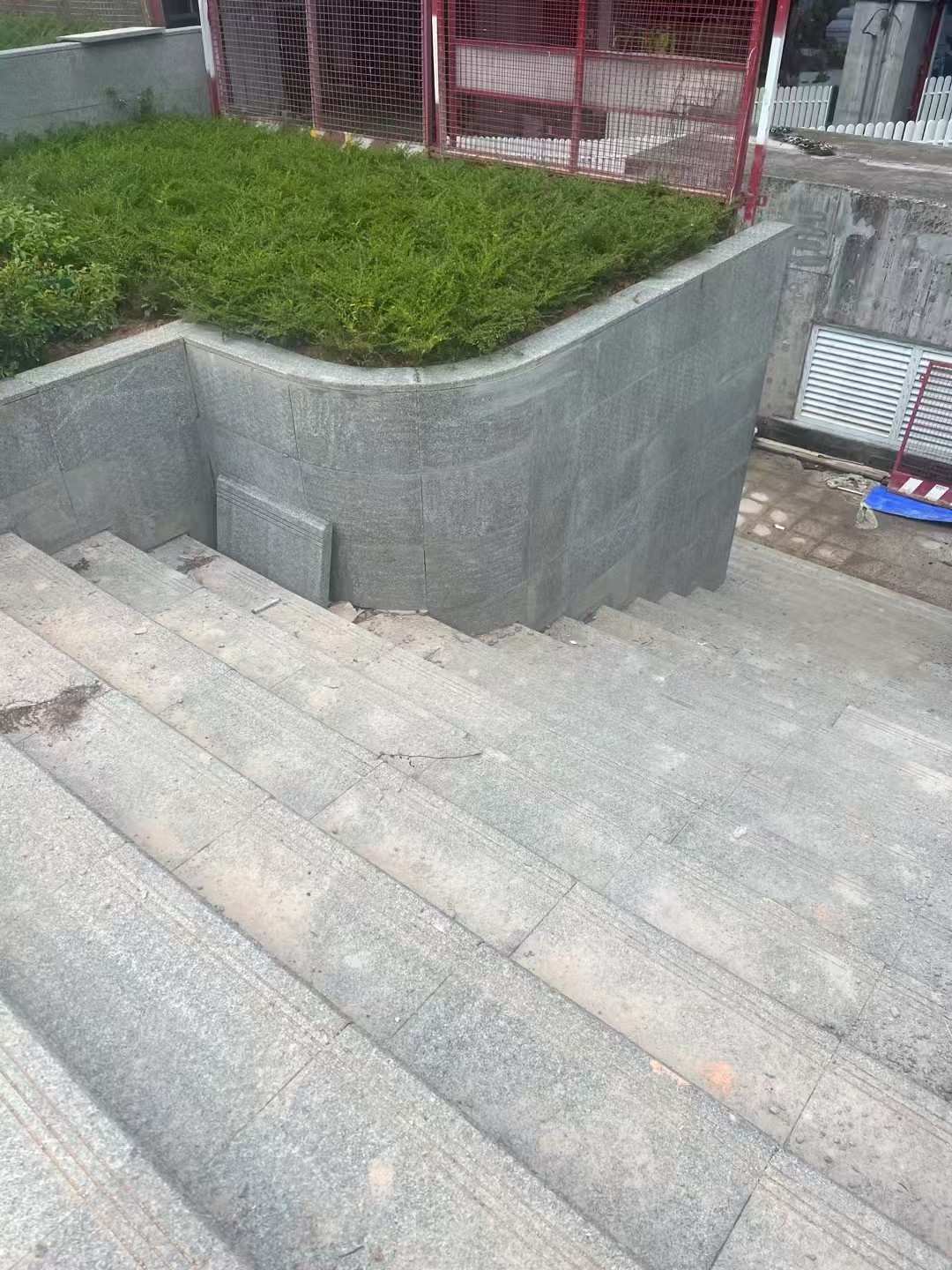 安康 芝麻黑火烧面铺装案例