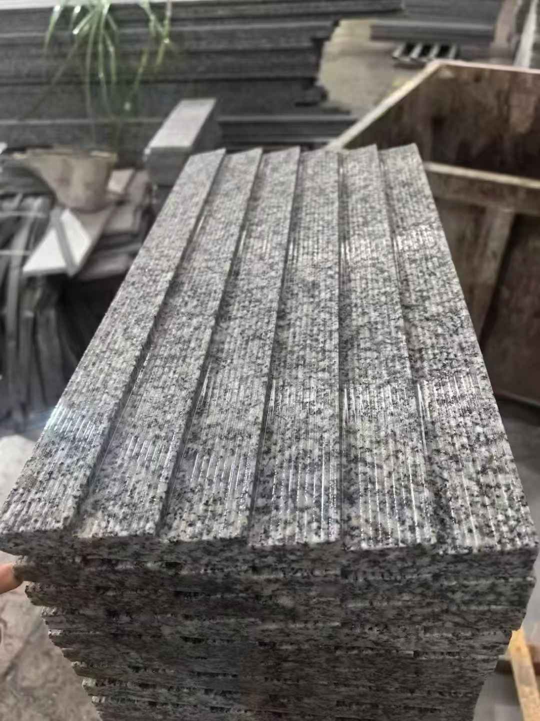 安康 狼牙石